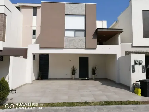 Casa en venta en Cercanía de Dominio Cumbres, Dominio Cumbres, García, Nuevo León