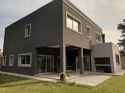 Casa en venta en Talcahuano 200, Pilar, GBA Norte, Provincia de Buenos Aires
