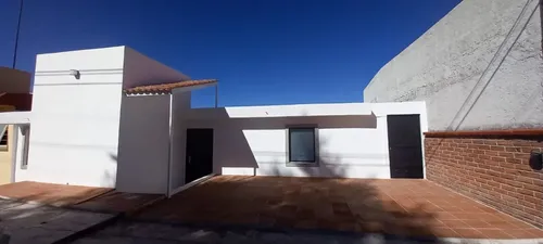 Casa en venta en Cercanía de Lomas de San Mateo, Naucalpan de Juárez, Estado de México