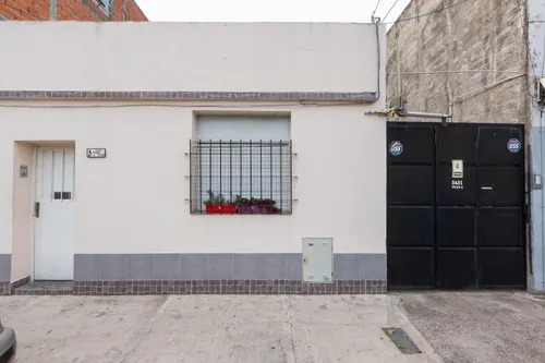Casa en venta en Gral. Villegas 5400, Caseros, Tres de Febrero, GBA Oeste, Provincia de Buenos Aires