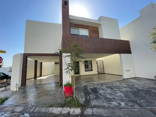 Casa en venta en Cercanía de Colonial Cumbres, Colonial Cumbres, Monterrey, Nuevo León