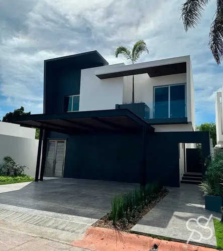 Casa en venta en Cercanía de Residencial Cumbres, Cancún, Benito Juárez, Quintana Roo