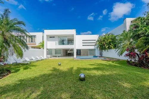 Residencial Villa Magna, Condominio en Venta en Cancún Centro