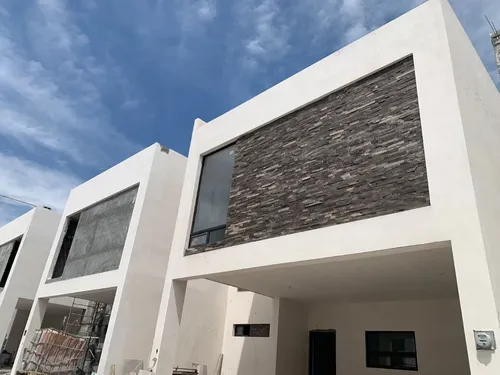 Casa en venta en El Barro, El Barro, Monterrey, Nuevo León