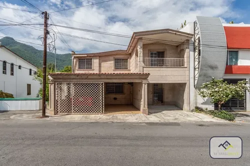 Casa en venta en P.º de Los Canelos, Del Paseo Residencial, Monterrey, Nuevo León