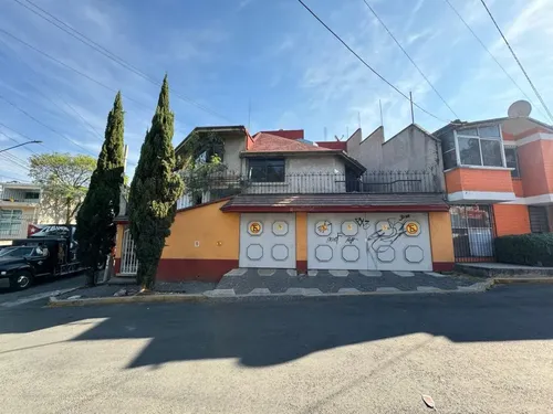 Casa en venta en Comalapa, Lomas del Pedregal, Tlalpan, Ciudad de México