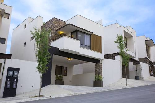 Casa en venta en Carretera Nacional , Carretera Nacional, Monterrey, Nuevo León