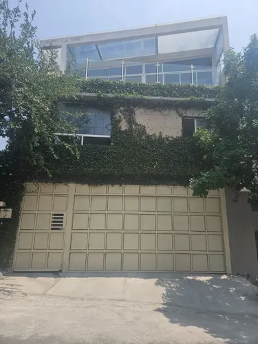 Casa en venta en Miralta, Cerradas de Cumbres, Monterrey, Nuevo León
