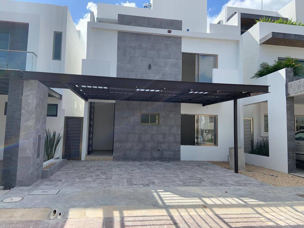 Cancún Casa en Venta en Cancún, Benito Juárez, Quintana Roo de 180 m2