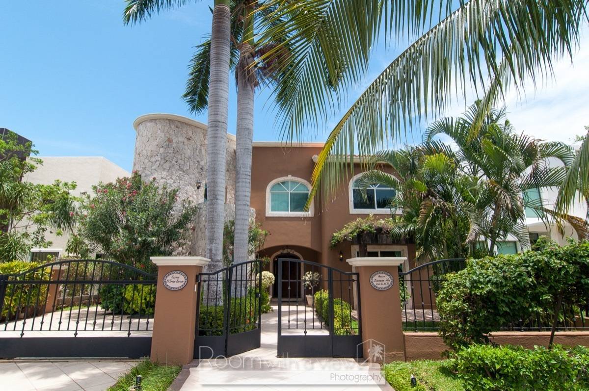 Playa Del Carmen Casa en Venta en Playa del Carmen, Solidaridad, Quintana Roo de 816 m2 con 4