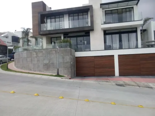 Casa en venta en Antonio de Haro y Tamariz, Lomas Verdes, Naucalpan de Juárez, Estado de México
