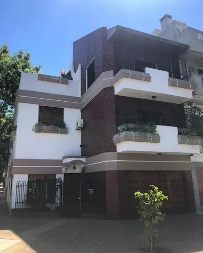 Casa en venta en HUMAITA al 7100, Liniers, CABA