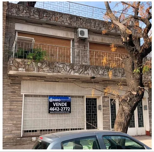 Casa en venta en murguiondo  al 100, Liniers, CABA