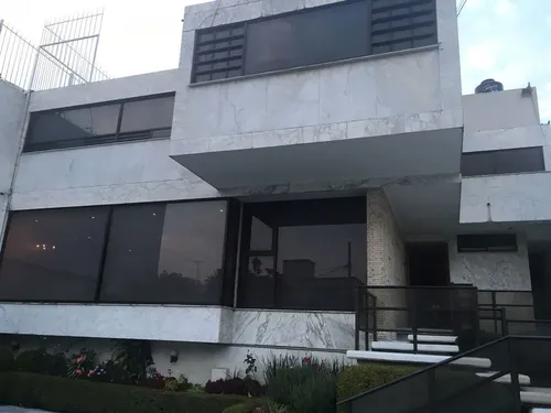 Casa en venta en FTE DE CASTILLO, Lomas de Tecamachalco Sección Bosques I y II, Huixquilucan, Estado de México