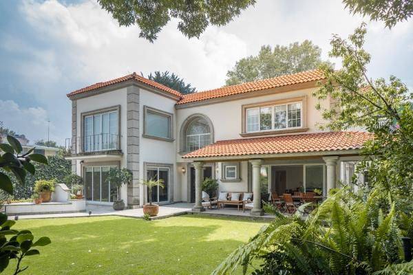 Venta de casa en Lomas de Chapultepec 