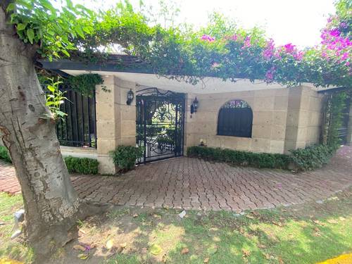 Casa en venta en Carrada Bosques de Moctezuma, La Herradura Sección I, Huixquilucan, Estado de México