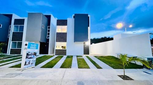 Condominio en venta en Av. Universidades, Quintana Roo