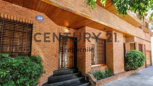Casa en venta en Miñones 2200, Belgrano, CABA
