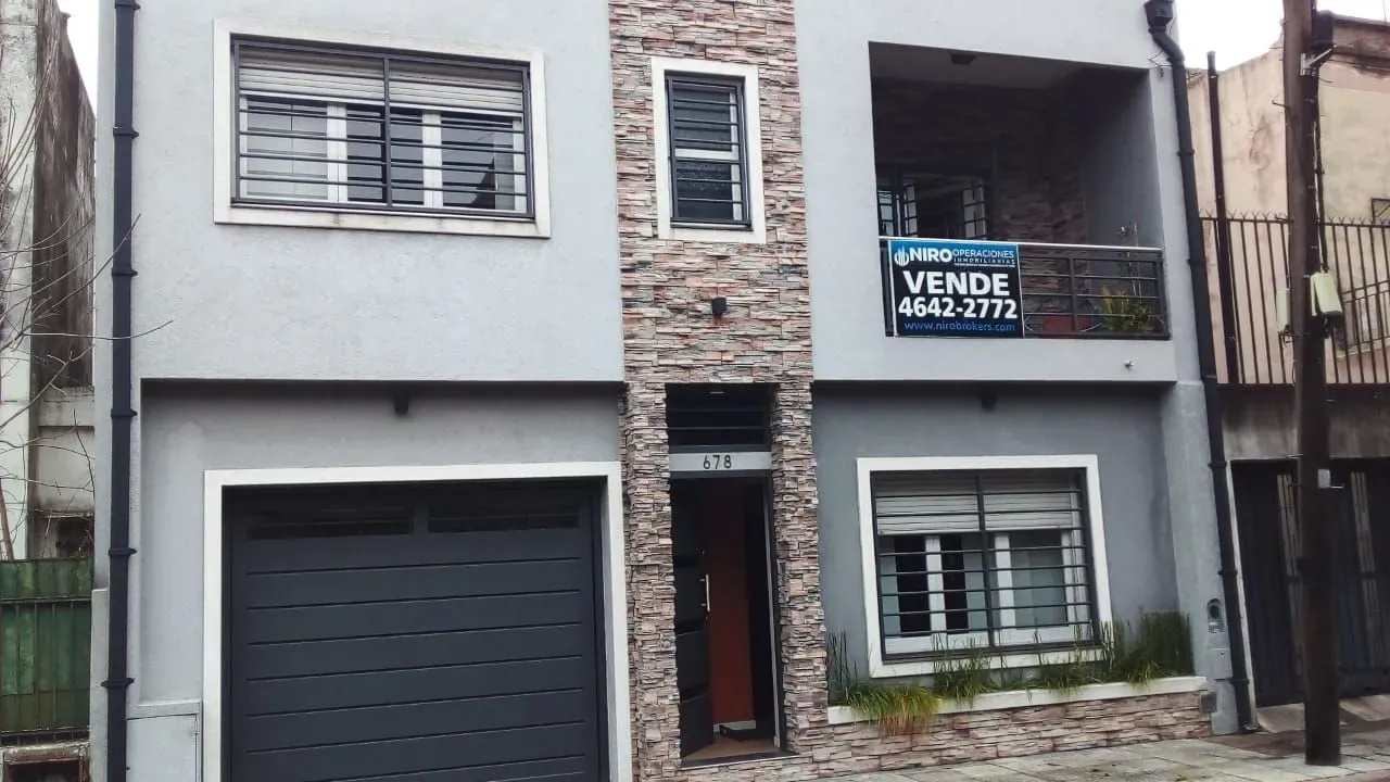 PASAJE ANGEL ROBBIANI al al 600 Casa en Venta en Liniers