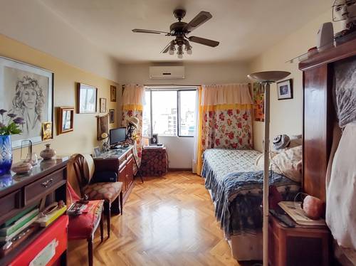 Departamento en venta en Av. Entre Ríos 1000, San Cristobal, CABA
