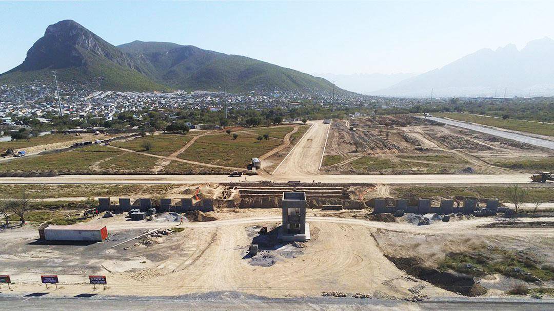 Lote en venta en TERRENO INDUSTRIAL EN VENTA LIBRAMIENTO SALTILLO ZONA