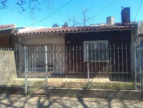 Casa en venta en Cañada de Ruiz 1039, Moron, GBA Oeste, Provincia de Buenos Aires