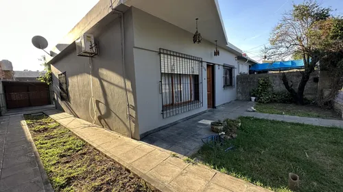 Casa en venta en Garibaldi entre Vergara y 9 de Julio, San Antonio de Padua, Merlo, GBA Oeste, Provincia de Buenos Aires