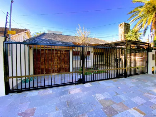 Casa en venta en 2º Rivadavia al 19500, Castelar, Moron, GBA Oeste, Provincia de Buenos Aires
