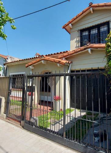 Casa en venta en Mar Chiquita al 2900, Castelar, Moron, GBA Oeste, Provincia de Buenos Aires