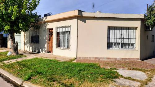 Casa en venta en San Alberto, Ituzaingó, GBA Oeste, Provincia de Buenos Aires