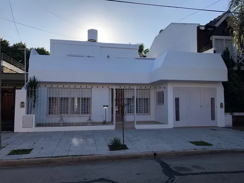 Casa en venta en Argerich al 100, Haedo, Moron, GBA Oeste, Provincia de Buenos Aires