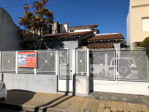 Casa en venta en Virrey Liniers al 400, Villa Sarmiento, Moron, GBA Oeste, Provincia de Buenos Aires