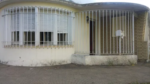 Casa en venta en Velez Sarfield al 1200, Haedo, Moron, GBA Oeste, Provincia de Buenos Aires