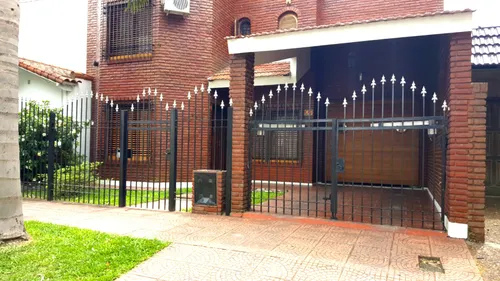 Casa en venta en Padre Castañer 392. Moron, Moron, GBA Oeste, Provincia de Buenos Aires