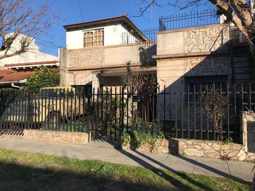 Casa en venta en Espora al 1000, Ramos Mejia, La Matanza, GBA Oeste, Provincia de Buenos Aires