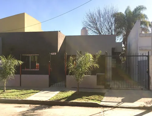 Casa en venta en Muy Linda Casa en Venta en una planta, 2 dormitorios, jardin., San Isidro, GBA Norte, Provincia de Buenos Aires