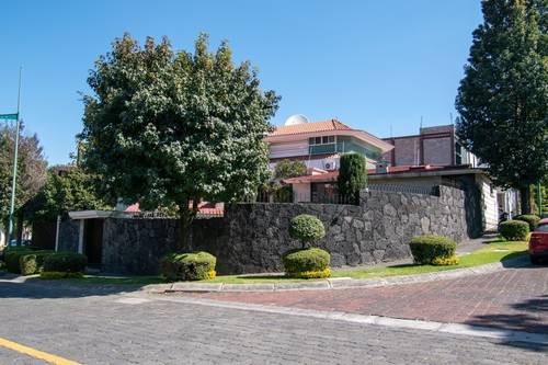 Casa en venta en Pico de Sorata, Jardines en la Montaña, Tlalpan, Ciudad de México