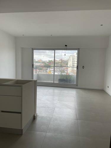Departamento en venta en Parque Patricios, CABA