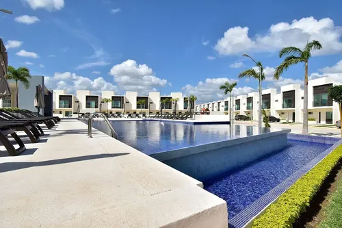Casa en venta en HUAYACAN, Cancún, Benito Juárez, Quintana Roo