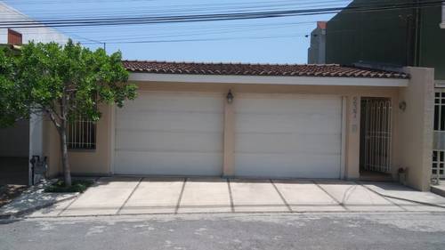 Casa en venta en Mario Talavera, Colinas de San Jerónimo, Monterrey, Nuevo León