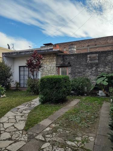 Casa en venta en AV. SAN MARTIN al 4300, Caseros, Tres de Febrero, GBA Oeste, Provincia de Buenos Aires