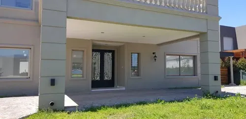 Casa en venta en Dean Funes al 3600, San Benito, Tigre, GBA Norte, Provincia de Buenos Aires