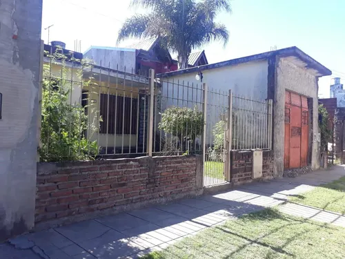 Casa en venta en JUFRE al 1700, Hurlingham, GBA Oeste, Provincia de Buenos Aires