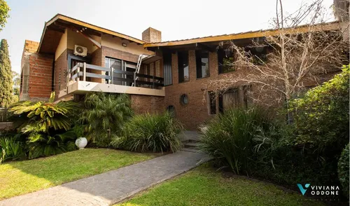 Casa en venta en Eusebio Gimenez al 3000, Castelar, Moron, GBA Oeste, Provincia de Buenos Aires