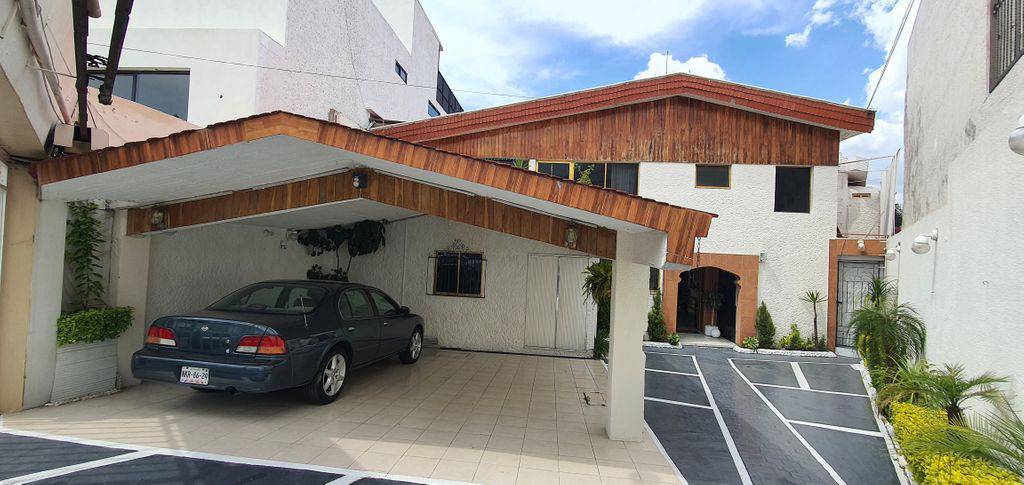 33 Casas en venta en Jardines de Satélite, Naucalpan de Juárez, Estado de  México con balcón | Mudafy