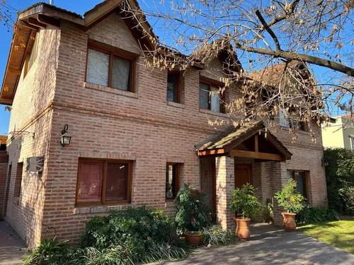 Casa en venta en Venta - Casa en El Portillo - Bayugar Negocios Inmobiliarios, El Portillo, Pilar, GBA Norte, Provincia de Buenos Aires