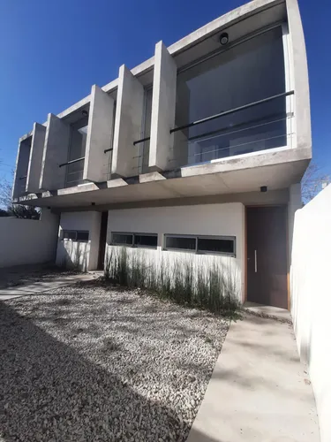 Casa en venta en Venta | Moderno dúplex a estrenar con posibilidad de financiación. Barrio Bonanza | Bayugar Negocios Inmobiliarios, Pilar, GBA Norte, Provincia de Buenos Aires