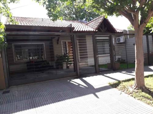 Casa en venta en Dardo Rocha 800, Castelar, Moron, GBA Oeste, Provincia de Buenos Aires