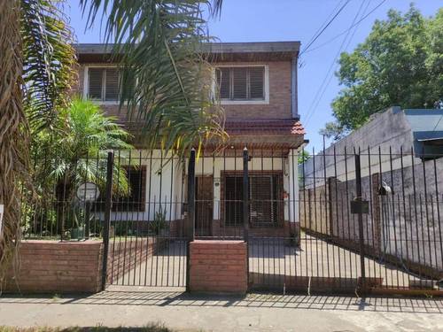 Casa en venta en Hidalgo 2100, Castelar, Moron, GBA Oeste, Provincia de Buenos Aires