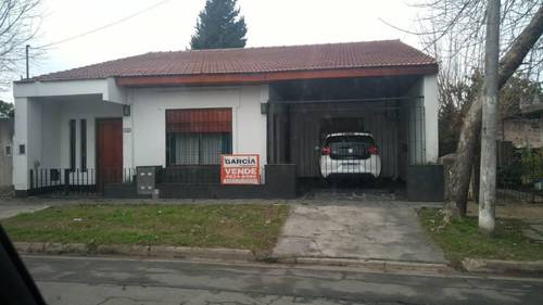 Casa en venta en Galicia 1500, Castelar, Moron, GBA Oeste, Provincia de Buenos Aires